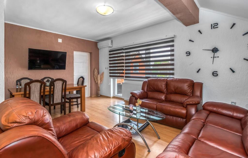 Sweet Apartment